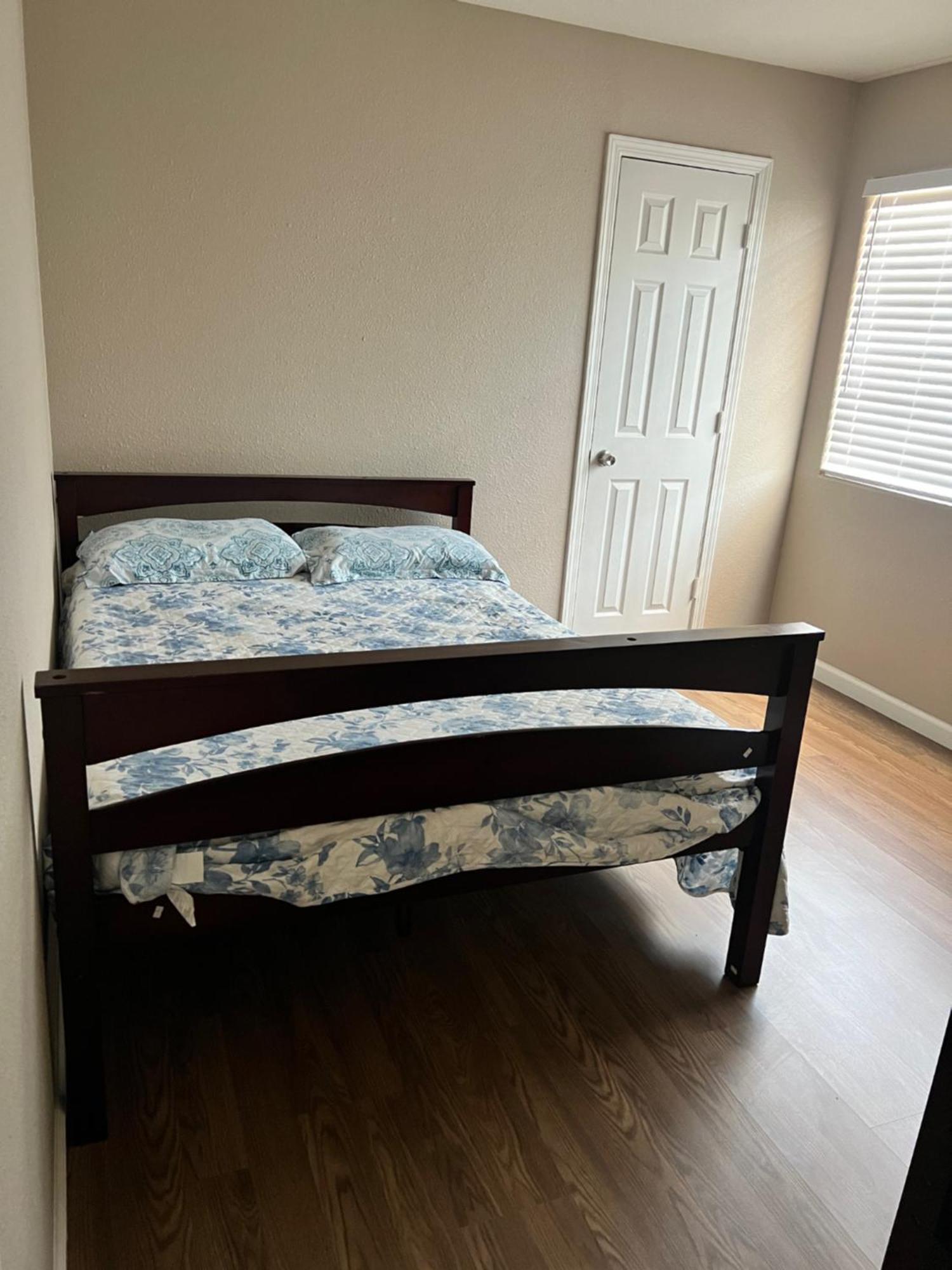 Serene 2Bed 1Bath Condo With Parking Fresno Kültér fotó