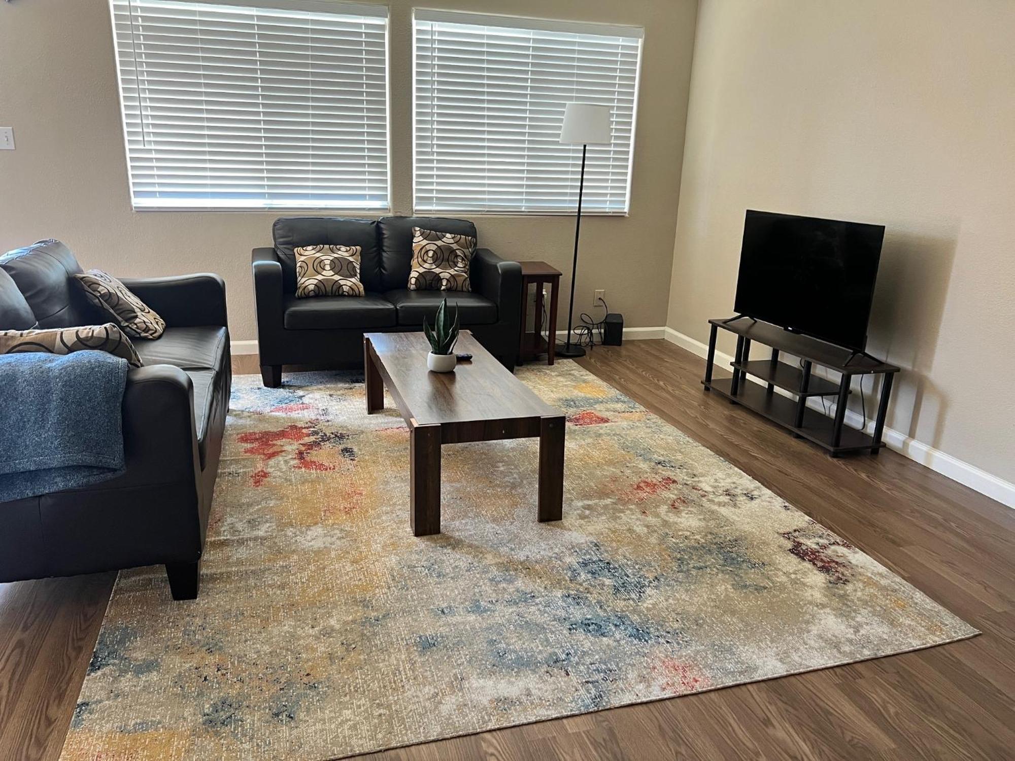 Serene 2Bed 1Bath Condo With Parking Fresno Kültér fotó